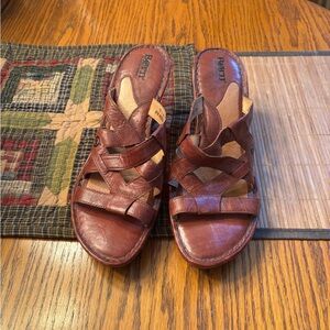 Born Women's Brown Sandals